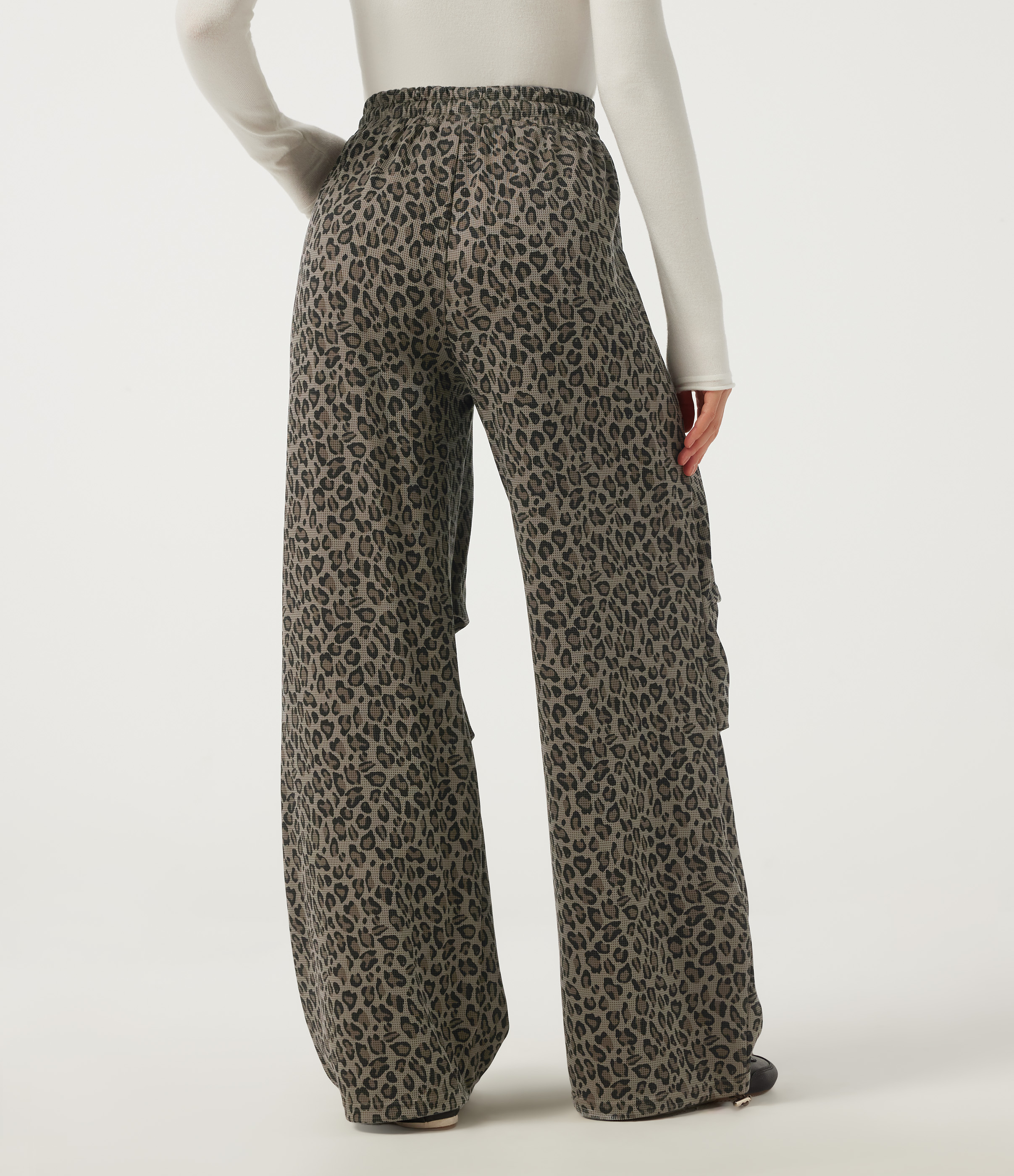 Sable Mist Leopard High Waisted Drawstring Wide Leg Leopard Print Waffle Casual Pants with Pockets / 2