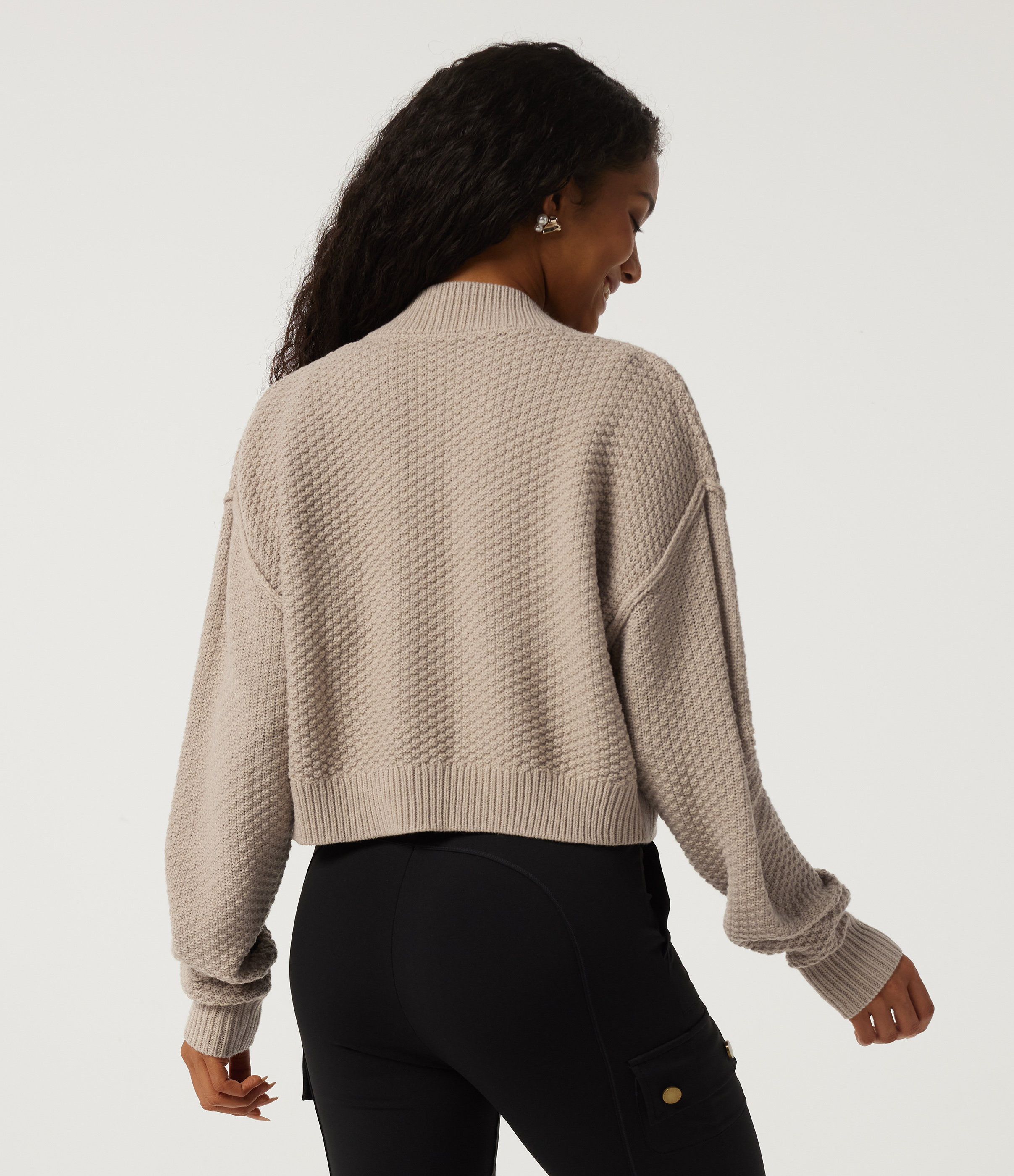 Doeskin Round Neck Long Sleeve Casual Cardigan / 2