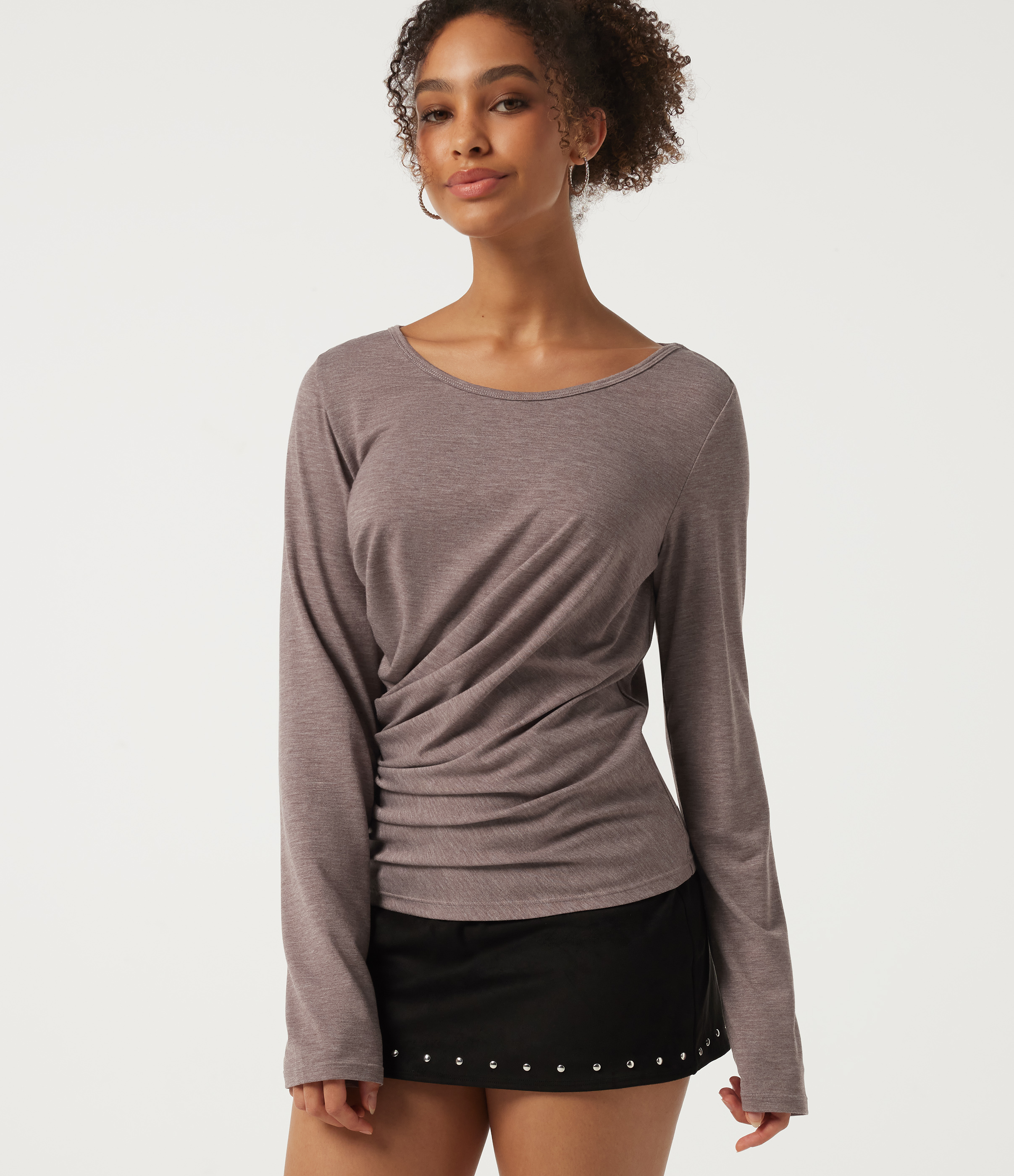  Round Neck Long Sleeve Ruched Casual Top