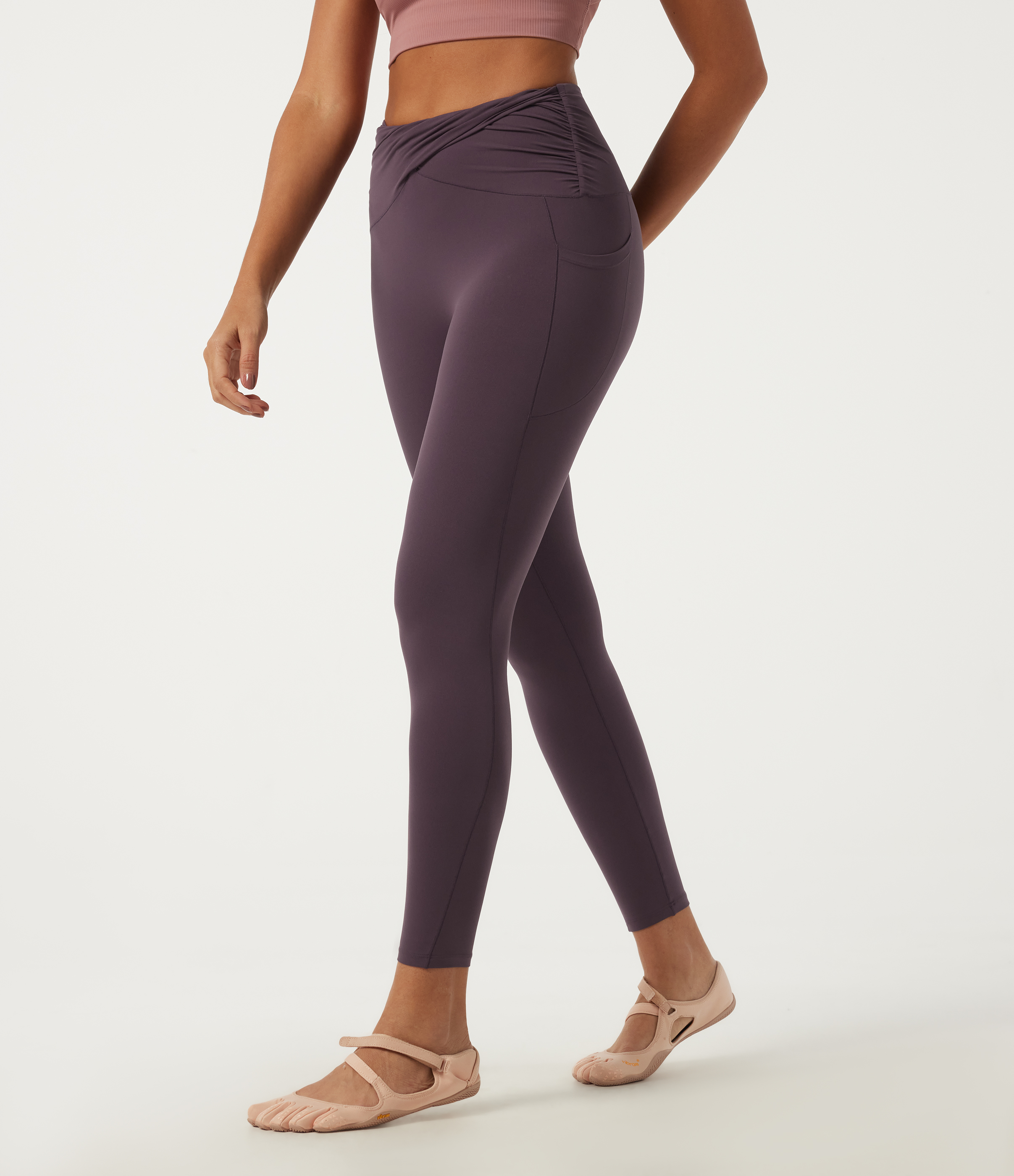 SoftlyZero™ High Waisted Ruched Yoga Leggings with Pockets